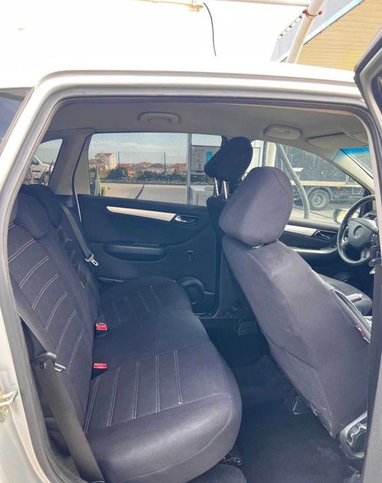 mercedes classe b 200 autotrotinic  revisionado aceito troca por troca sem acertos bmw118d 120d volvo v60