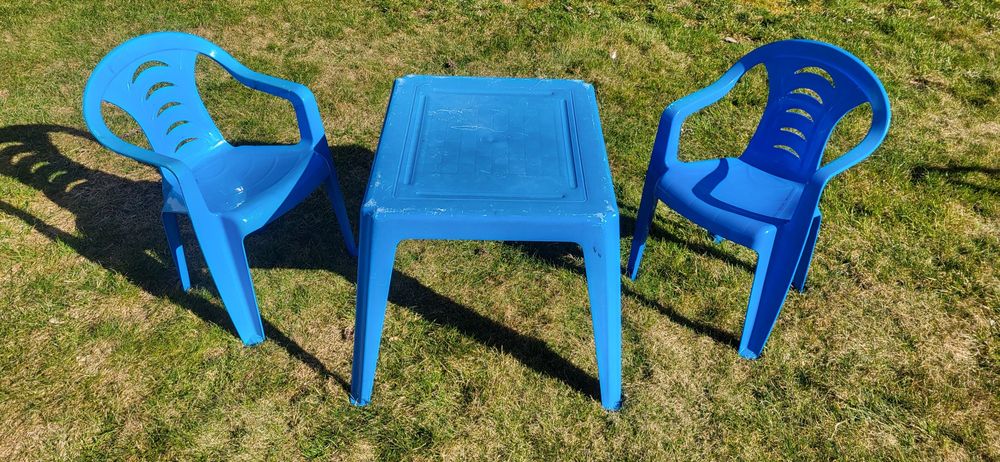 Stoliczek ogrodowy dla dzieci + 2 krzesła