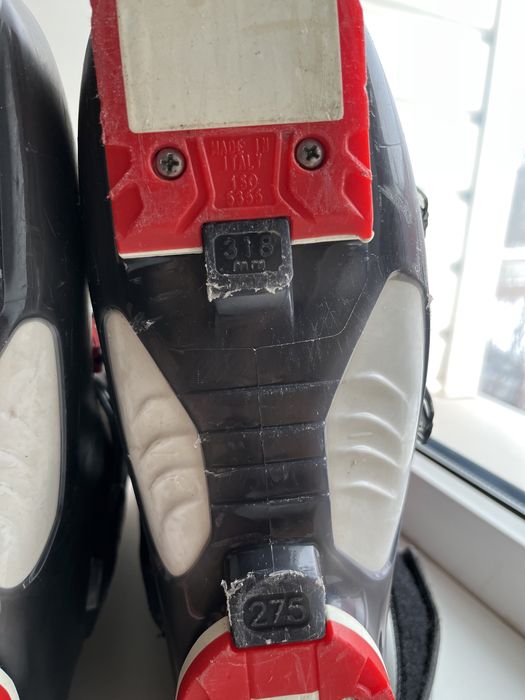 Лижні черевики