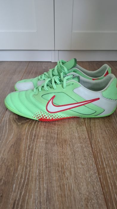 Buty Nike nowe nie używane na halę.