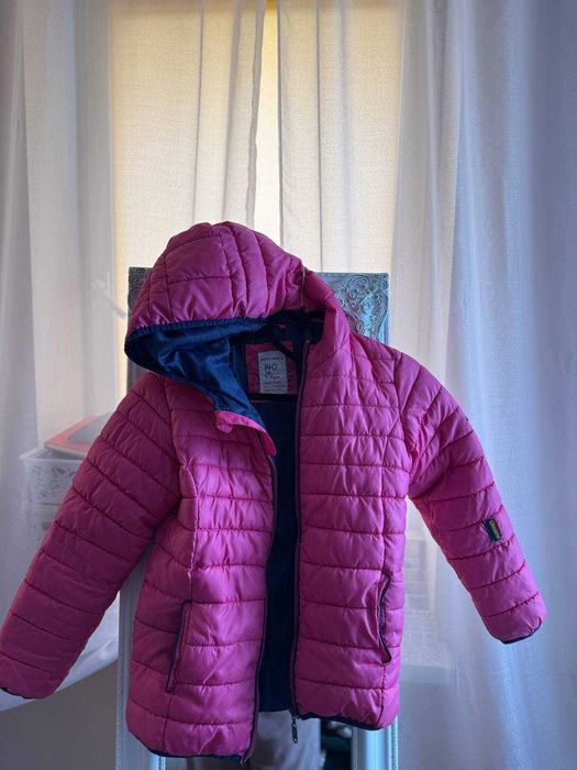 Продам куртку для дівчинки рожеву