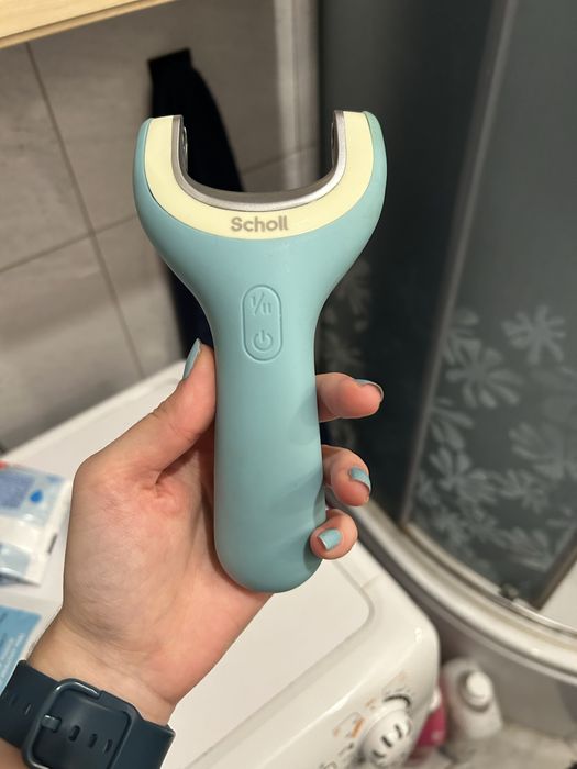 Elektryczny pilnik do stóp na sucho mokro scholl velvet smooth wet dry