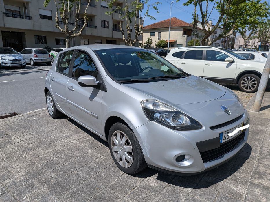 Renault Clio - poucos km