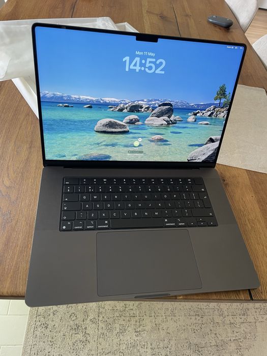 MacBook Pro 16" M3 Pro | 36GB RAM | 1TB SSD | Teclado Inglês (US) | Bateria 100%