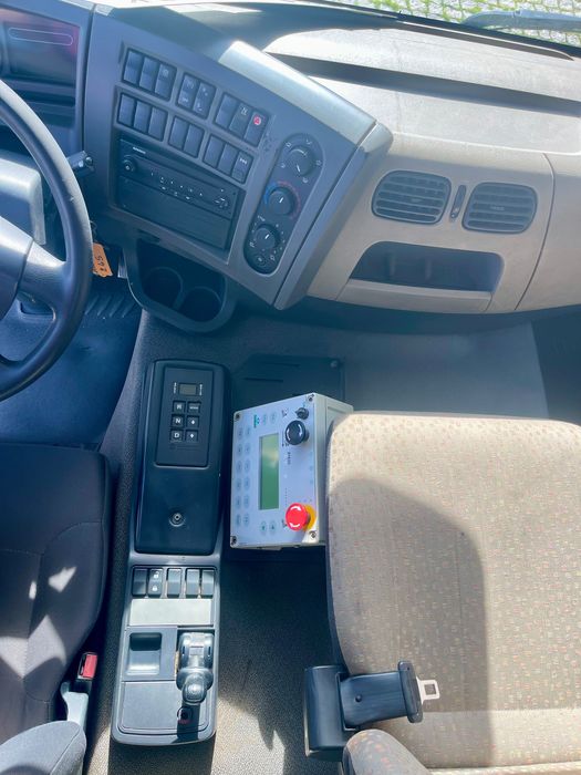 CAMIAO LIXO RENAULT 280 DXI 2012