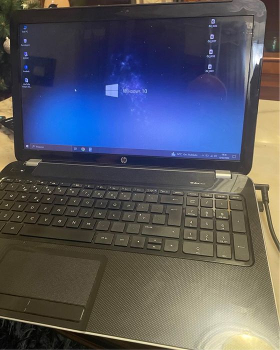HP Pavilion i7 2.20GHz 6GB/RAM 250GB Disco