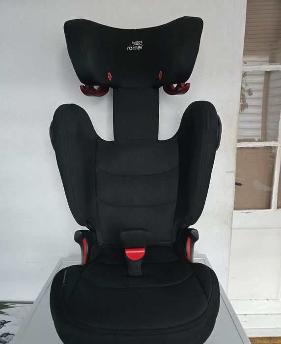 Britax Römer Kidfix III M ideał