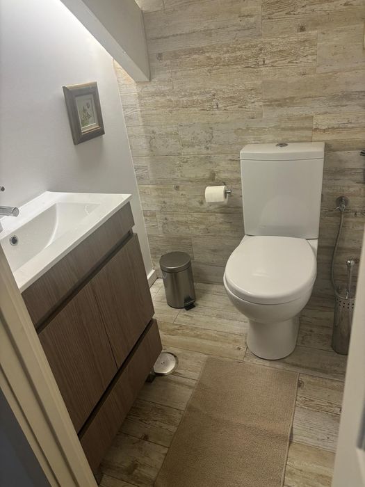 Quarto suite junto ao Hospital S. João