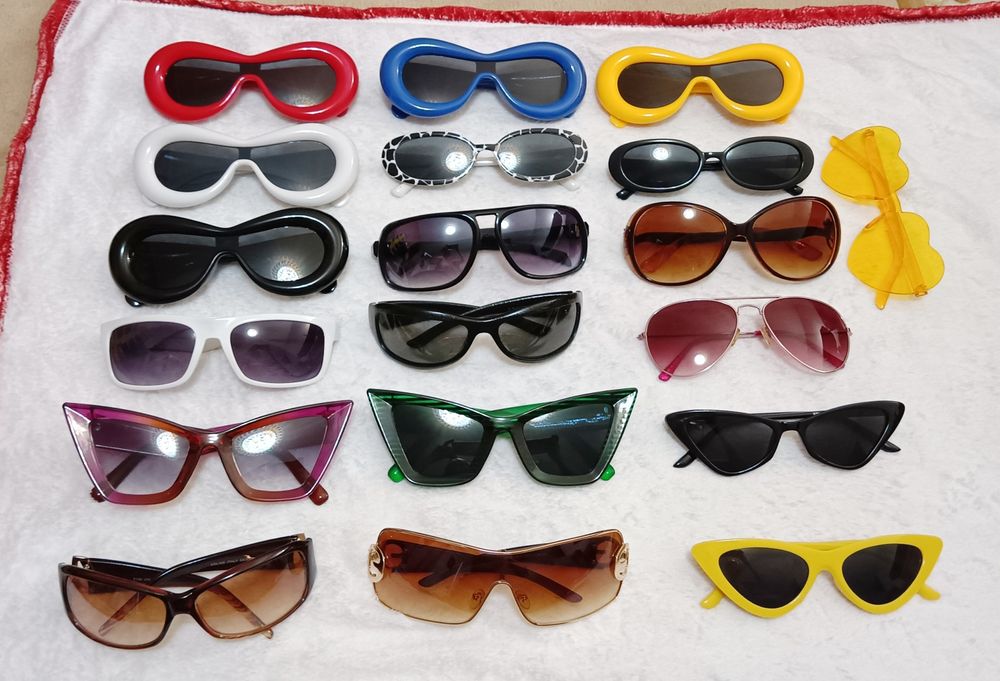 Продам очки для зрения +2.5, +1,5 и солнцезащитные