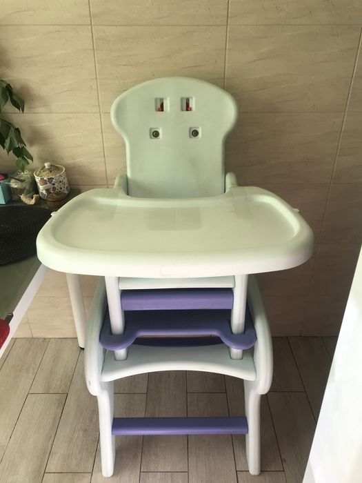 Продам столик для кормления-трансформер