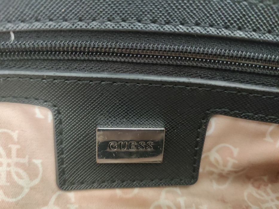 Torebka Guess czarna shopperka