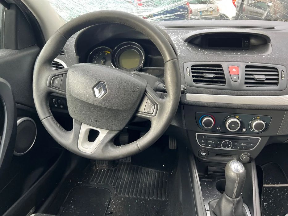 Para peças RENAULT Megane III Coupé (DZ0/1_)