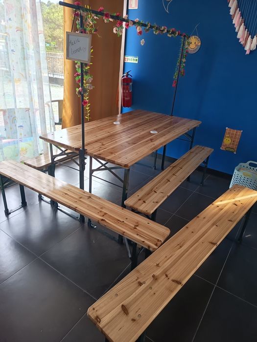 Mesa de jardim desdobrável