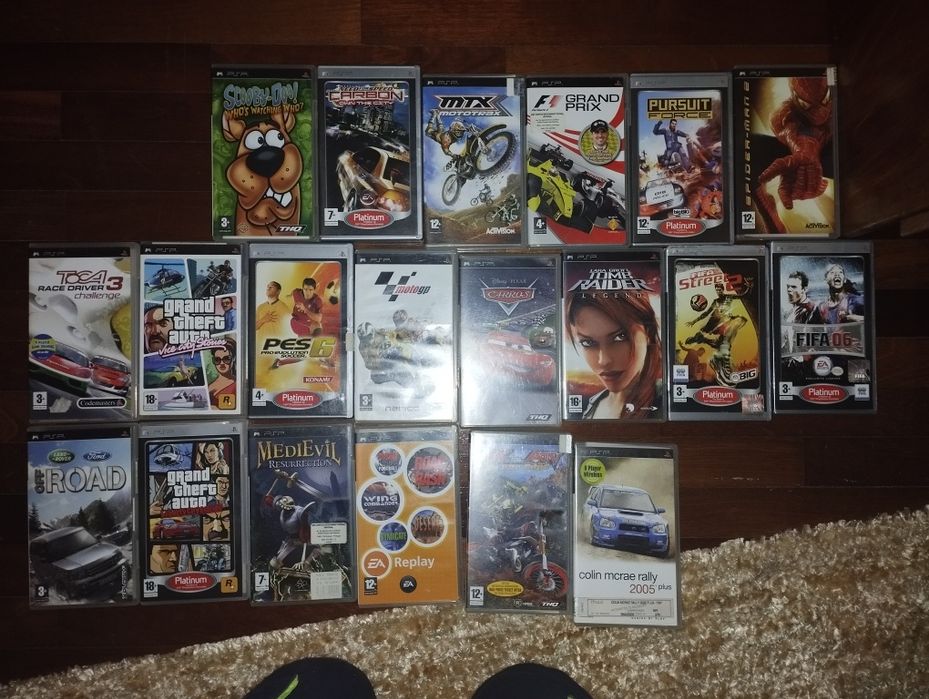 PSP sem carregador + jogos