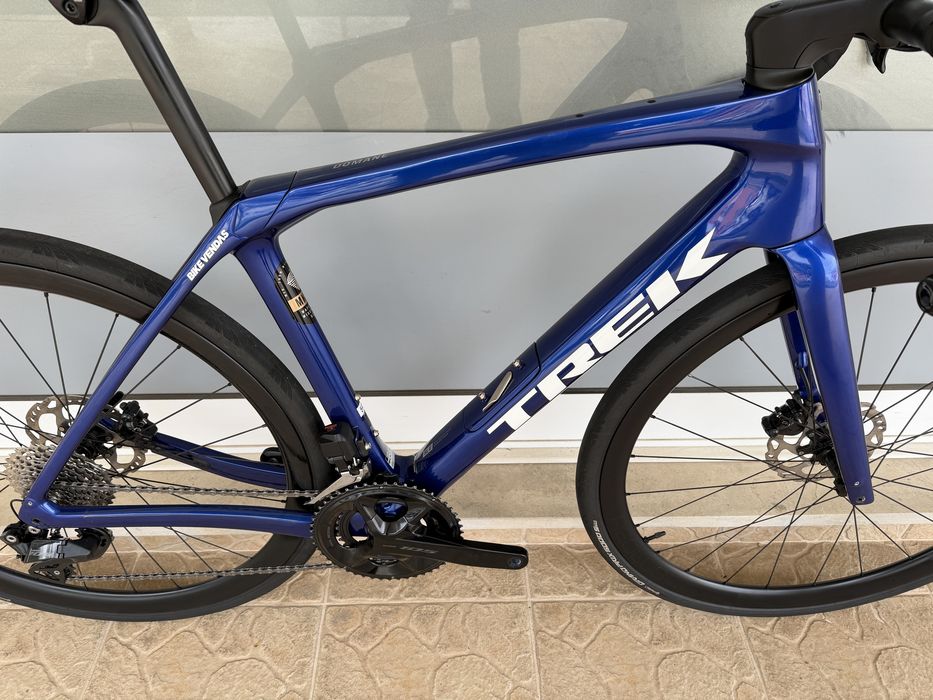 Bicicleta de estrada Trek - Di2 - Rodas carbono