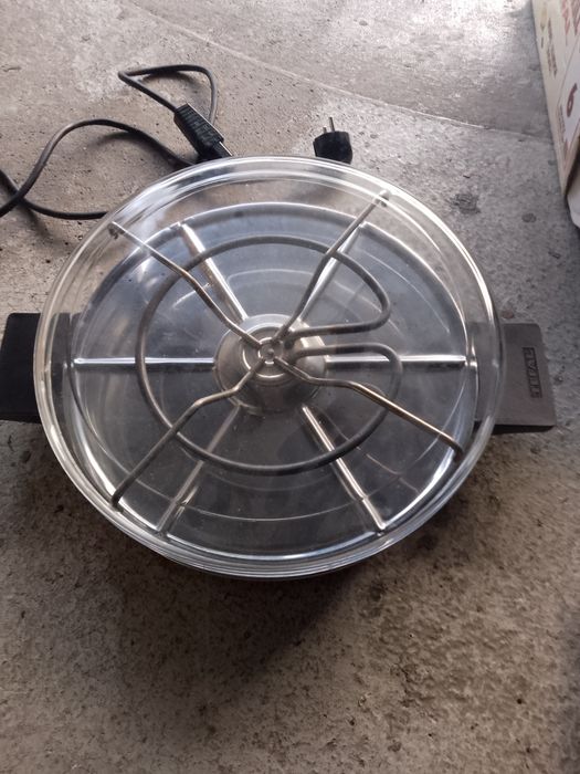 Grill elektryczny TEFAL że szklaną pokrywą