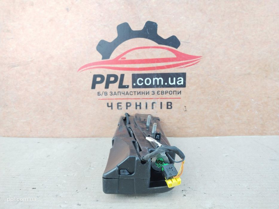 Peugeot 208 12-19 Подушка безопасности в сиденье левая 9802247780