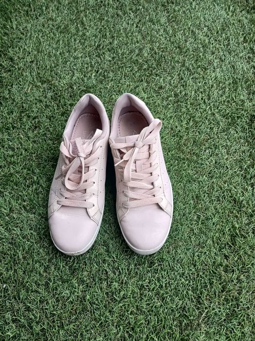 Adidasy Umbro, pudrowy róż r.40