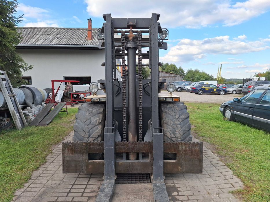 Wózek widłowy terenowy HEDEN 5 T DIESEL