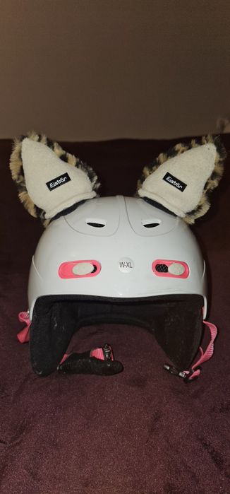 Kask narciarski R.E.D uszy eisbär