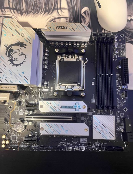 Płyta główna MSI B650M GAMING PLUS WIFI z uszkodzonym socket