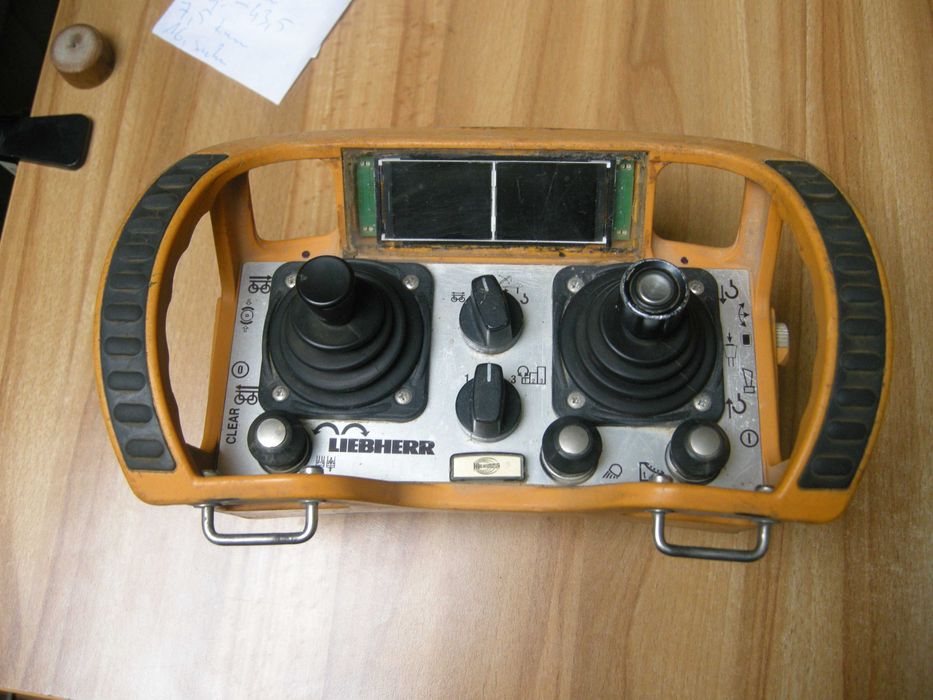 Pilot zdalnego sterowania LIEBHERR