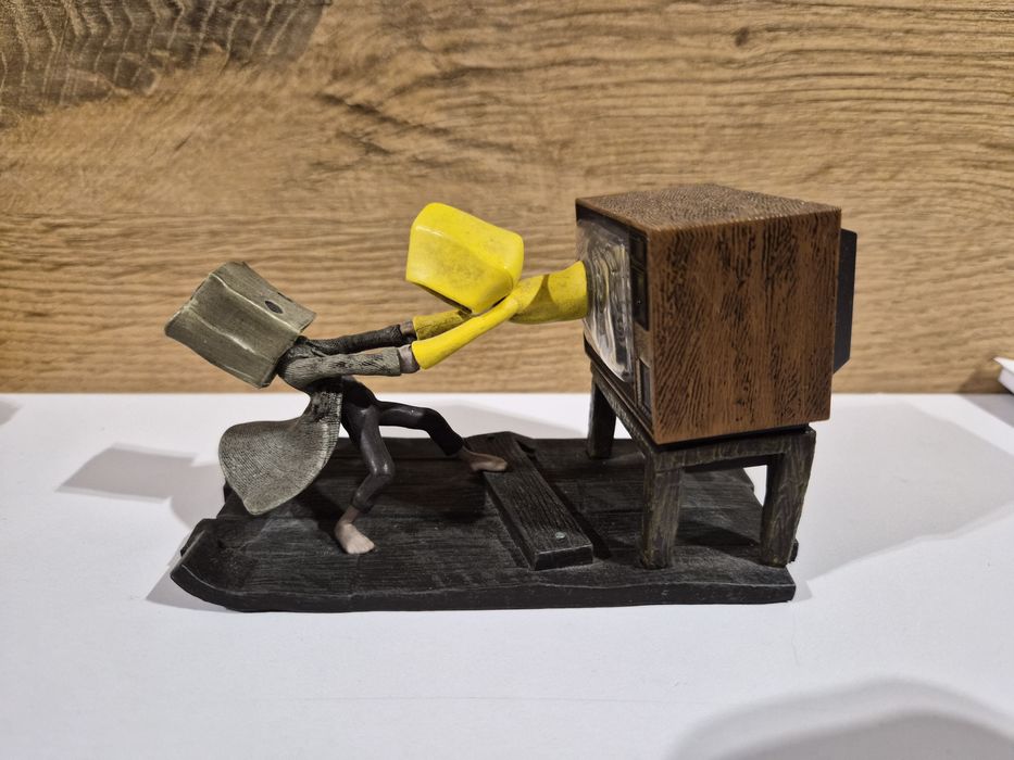 Figurka Little Nightmares II – Mono & Six TV Edition | Oryginał