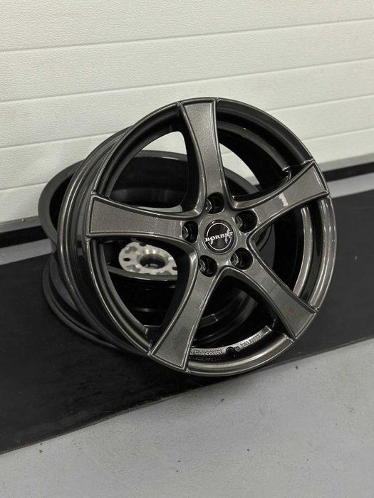 Диски 5x112 R17 VW Volkswagen Passat Golf Caddy Audi Skoda Seat