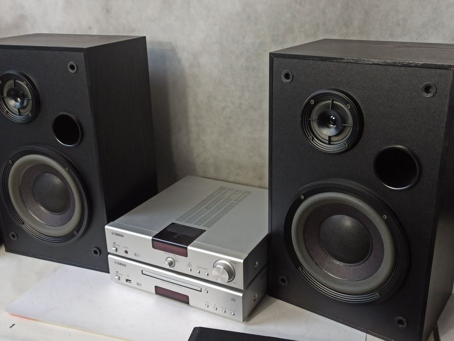 Wieża Yamaha Grand PianoCraft 1330 Bluetooth + kolumny BOSE 3000XL