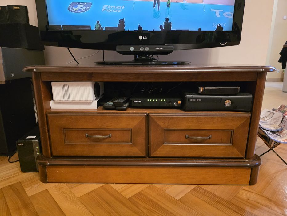 Meble do salonu + stół + 4 krzesła
