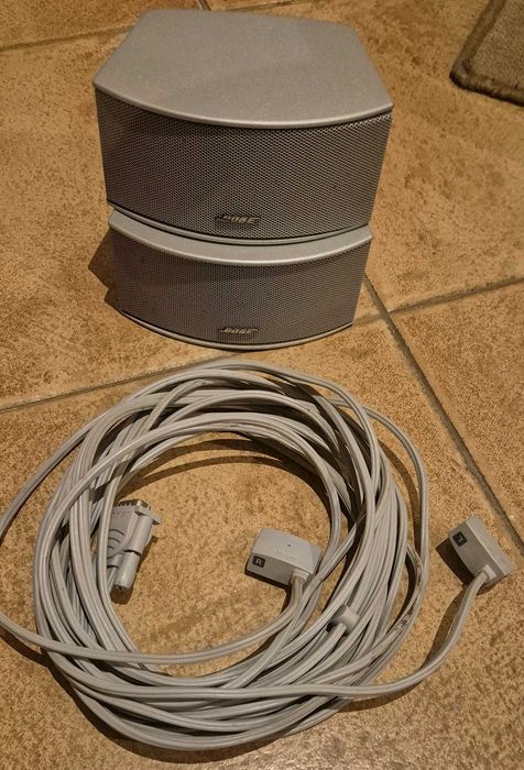 Par Colunas Bose 321 + Suportes Originais + Cabos (Ligar a TV/Amplificador)