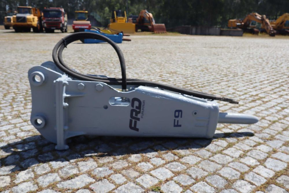 Furukawa F9 535 kg p/ 6–12 t Martelo Hidráulico