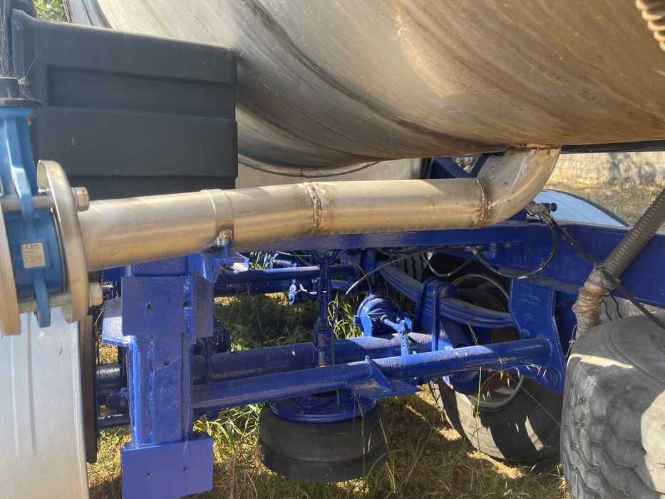 Semi reboque cisterna em inox