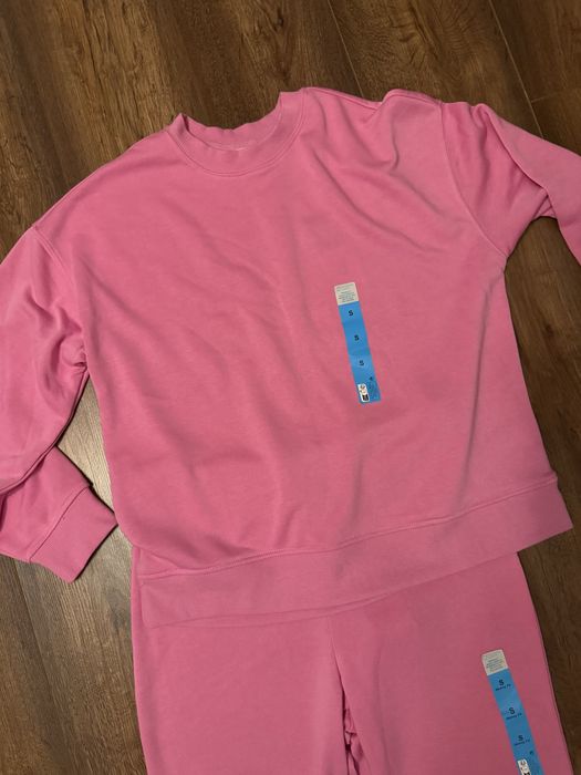 Спортивний костюм жіночий