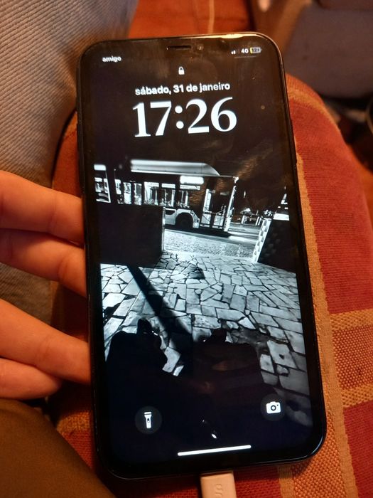 Iphone em segunda mão