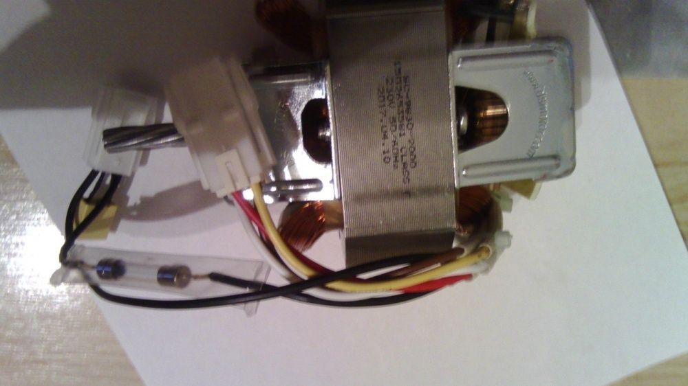 Моторы U-9830,JC,TC,PC-9830-2400мясорубки Moulinex ME6261, DKA4, HV-8 ...