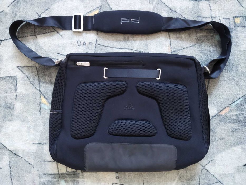 Сумка Adidas Porsche Design Р 5000.