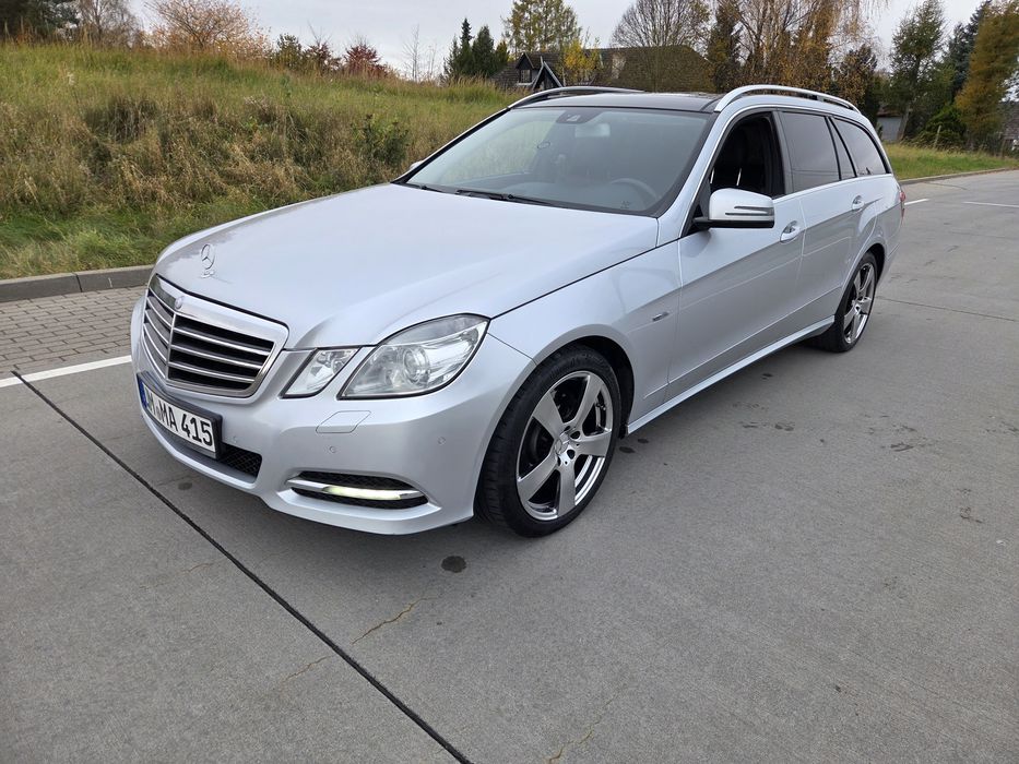 Mercedes W212 E300/350 CDI skóry, panorama, hak, xenon, climatronic