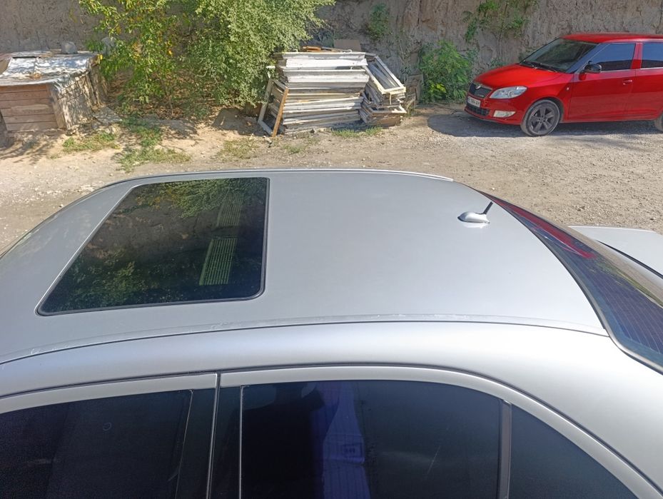 Мерседес w210 e 430 1999, m113, 4.3. Газ/бензин.