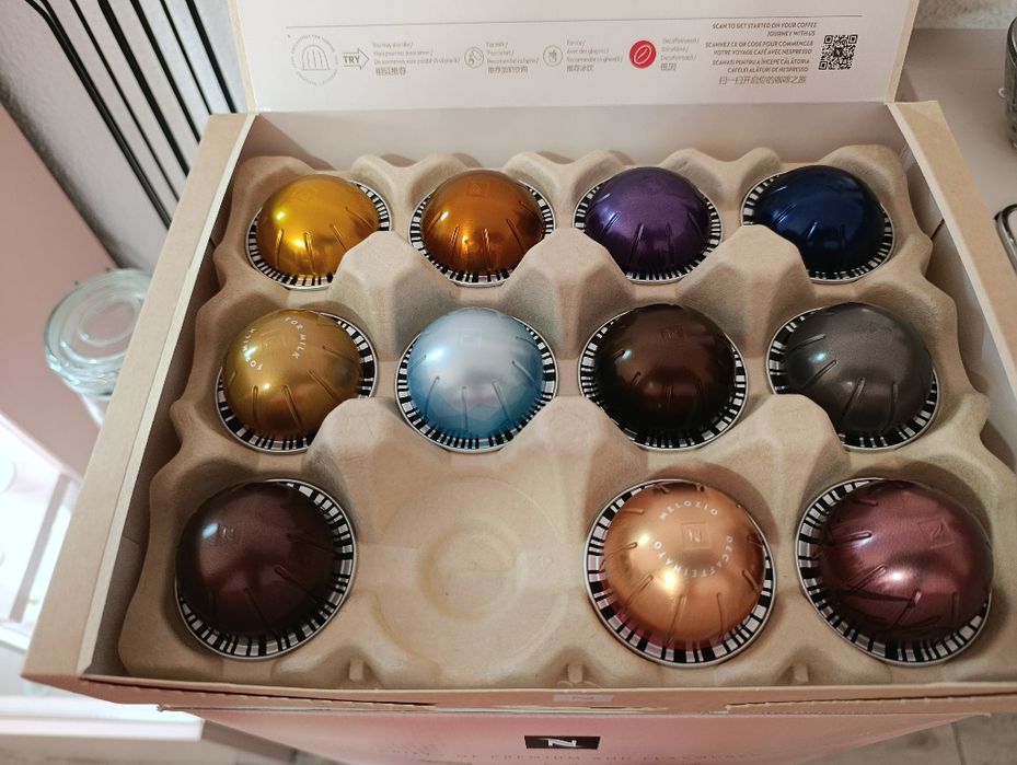 Máquina de café Nespresso Vertuo Pop – Como nova + cápsulas + garantia