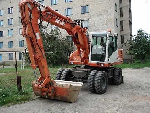 Екскаватор повноповоротний - самоскиди, самосвали - автокрани
