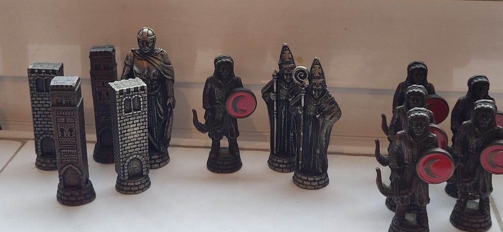 Peças  Xadrez  em metal