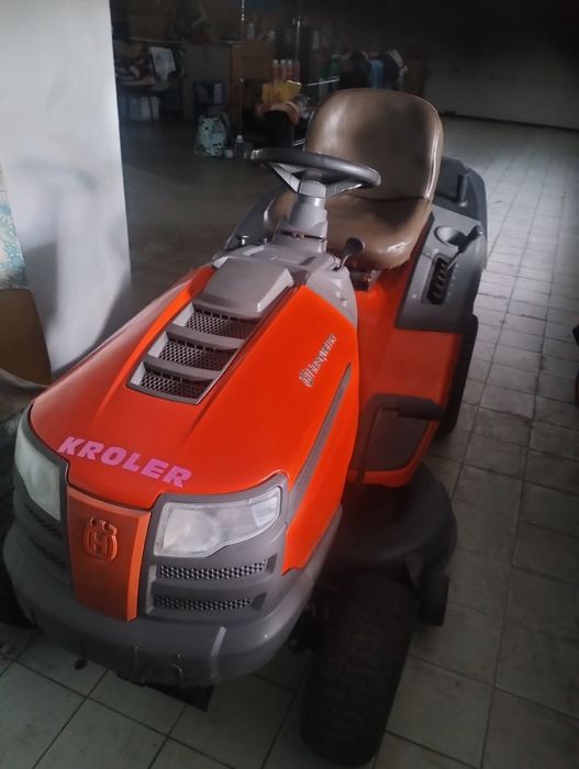 Trator corta relva Husqvarna