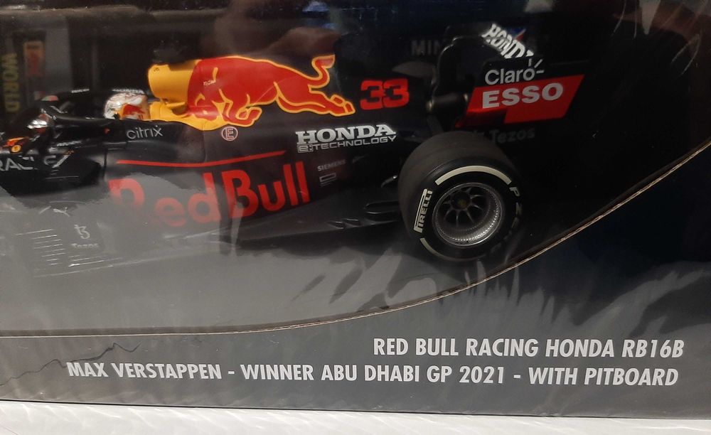 Max Verstappen Minichamps 1:18 Red Bull GP Abu Dabhi 2021 Pitboard
