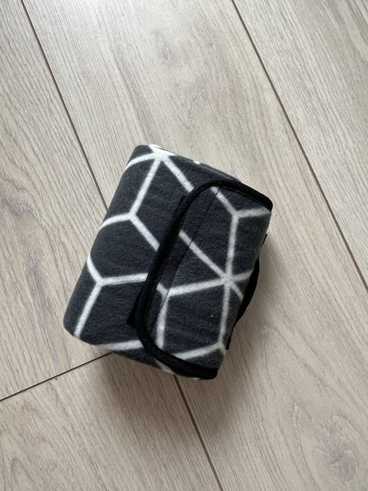 Koc na plaże w góry skladany do siedzenia