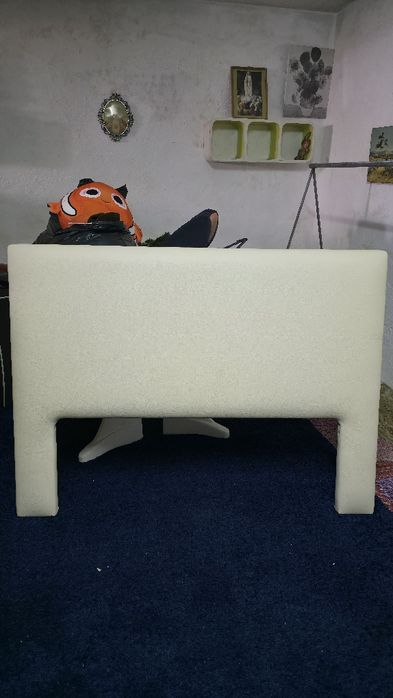 Cabeceira cama em pele