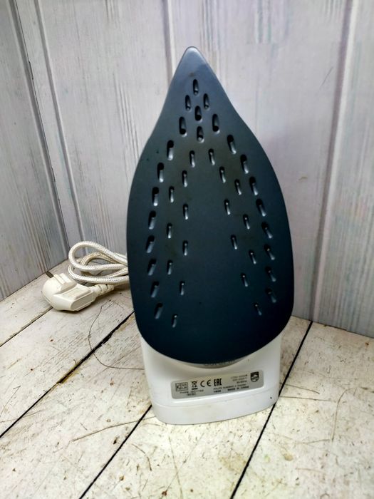 Утюг Philips GC1742
