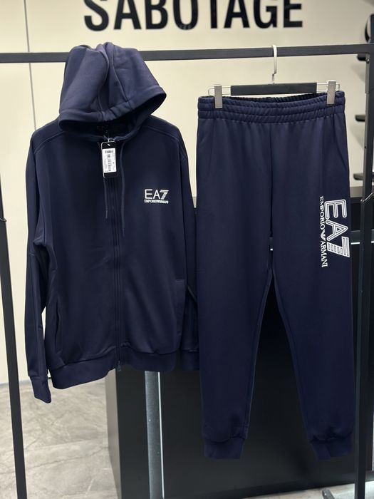 Спортивний костюм Armani EA7