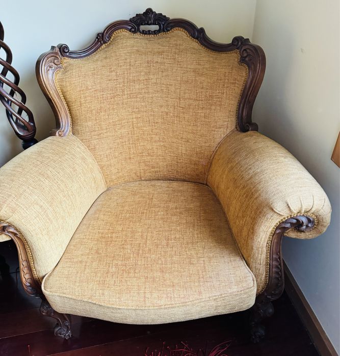 Conjunto de 3 peças em tecido amarelo como novas