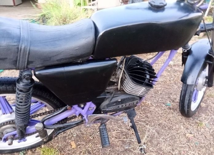 Troco Suzuki RM 250 ou macal tr 50 com motor Sachs